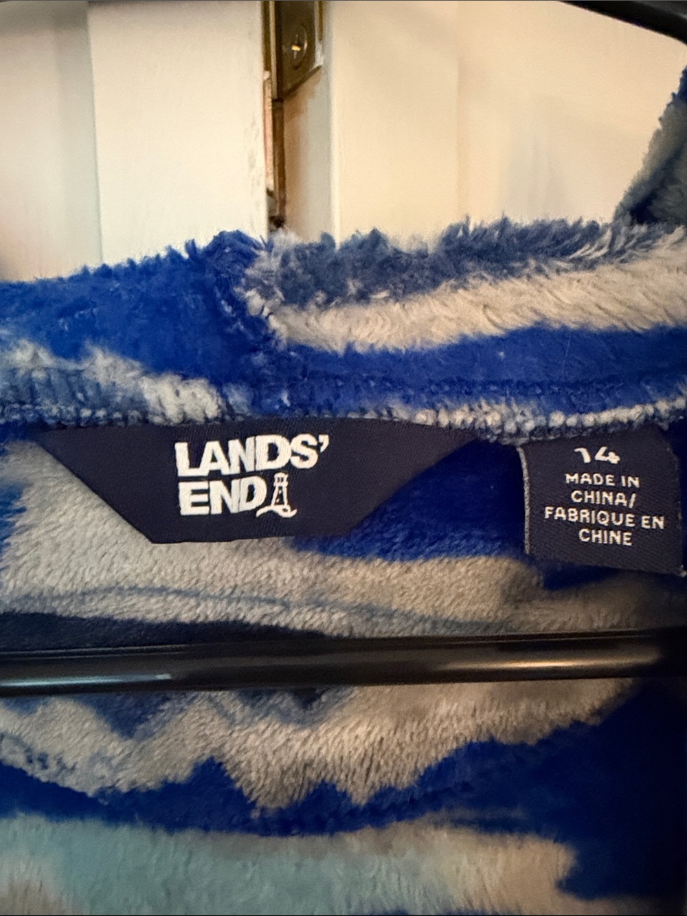Kids Robe - Picture 2 of 6
